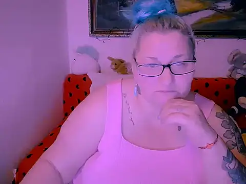 mayamayx online show from November 2025 06:56:02 PM