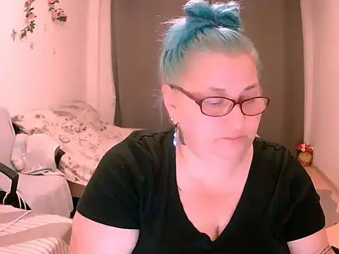mayamayx online show from July 2026 08:00:02 PM