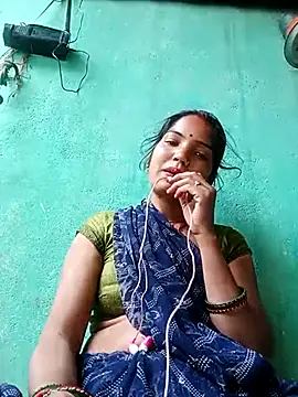 Bhuvi Bedi online show from February 2025 07:58:02 AM