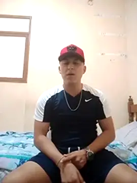 LuisMex1998 online show from October 2025 11:21:02 PM