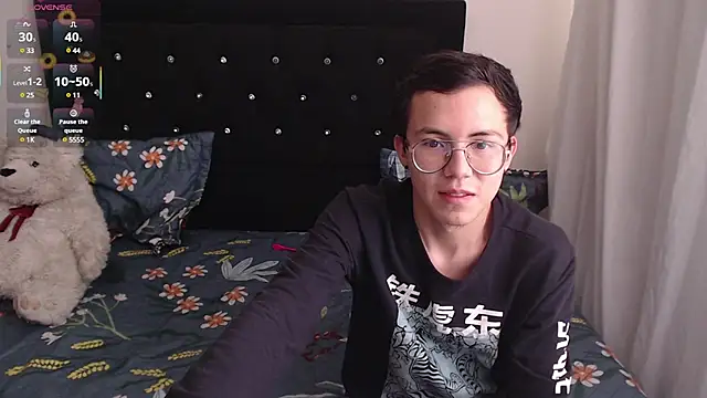 Tina 4 Charlie online show from February 2025 04:14:02 PM