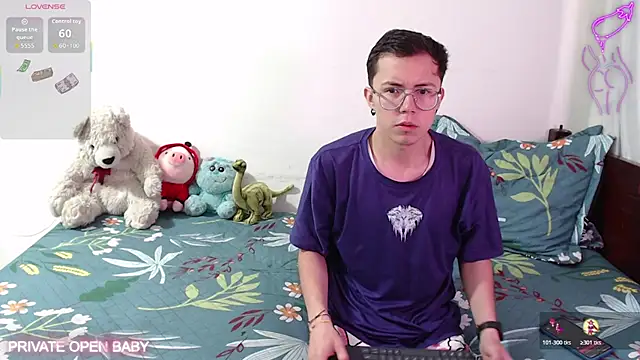 Tina 4 Charlie online show from October 2025 01:03:02 PM