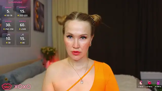 Snapshot of DianaShermy chatting on April 2026 05:54:01 PM DianaShermy online show from April 2026 05:54:01 PM