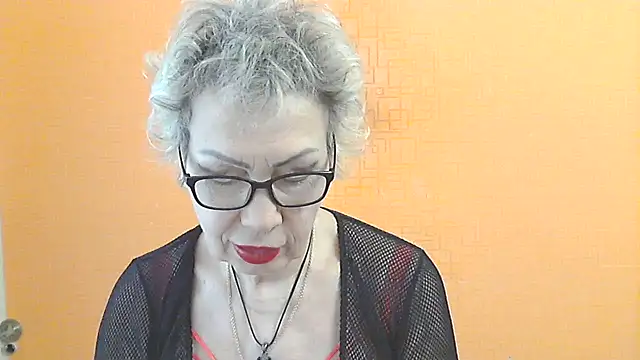 NessyJenixs online show from March 2026 07:05:01 AM