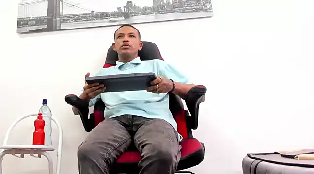 carlos alber12 online show from February 2025 07:06:01 PM