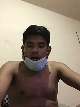 Snapshot of Ulises99 chatting on January 2025 07:18:01 AM Ulises99 online show from January 2025 07:18:01 AM