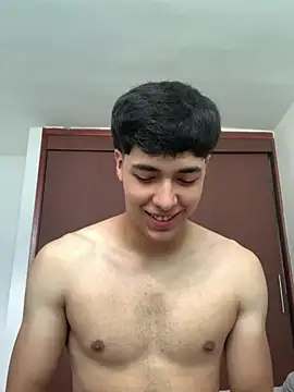 Snapshot of max_ryderr chatting on January 2025 03:02:01 PM max ryderr online show from January 2025 03:02:01 PM