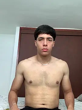 Snapshot of max_ryderr chatting on February 2025 03:54:02 PM max ryderr online show from February 2025 03:54:02 PM