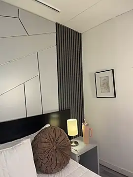 fiorella paris online show from March 2026 08:04:01 PM