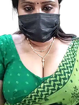 Queenflowerr online show from February 2025 04:05:01 AM