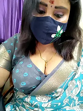 Queenflowerr online show from March 2026 04:50:02 PM