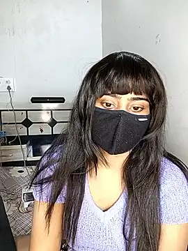 Snapshot of Love-N chatting on January 2026 12:38:01 AM Love-N online show from January 2026 12:38:01 AM