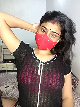 Snapshot of Love-N chatting on February 2026 08:16:01 PM Love-N online show from February 2026 08:16:01 PM