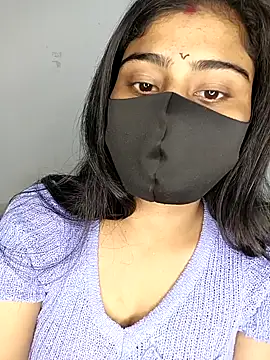 Snapshot of Love-N chatting on March 2026 07:20:02 PM Love-N online show from March 2026 07:20:02 PM