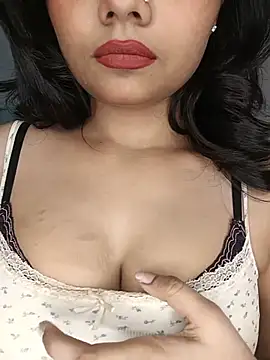 Snapshot of Love-N chatting on July 2026 05:59:02 PM Love-N online show from July 2026 05:59:02 PM