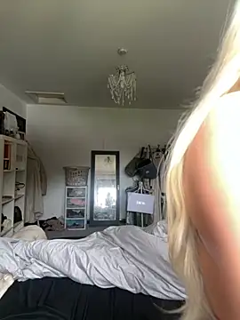 blissdimicco online show from October 2025 12:22:02 PM