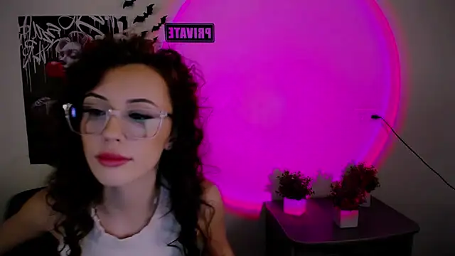 Nikonara Love online show from March 2025 03:38:02 PM