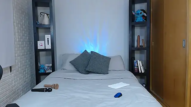 issa--love online show from October 2025 09:17:04 AM