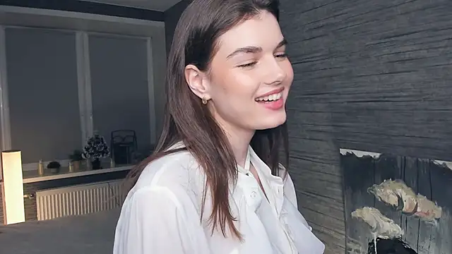 FloraDobb online show from February 2025 10:06:02 PM