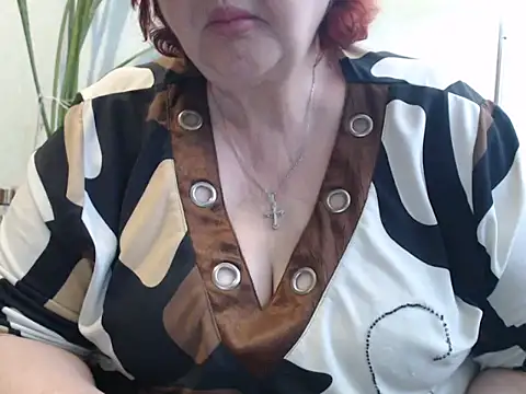 Snapshot of DeniseeRosea chatting on May 2026 07:14:02 AM DeniseeRosea online show from May 2026 07:14:02 AM