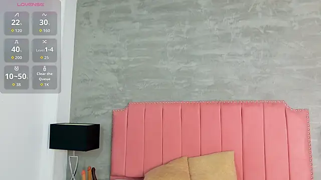 Alaia Colins online show from February 2026 12:41:02 AM