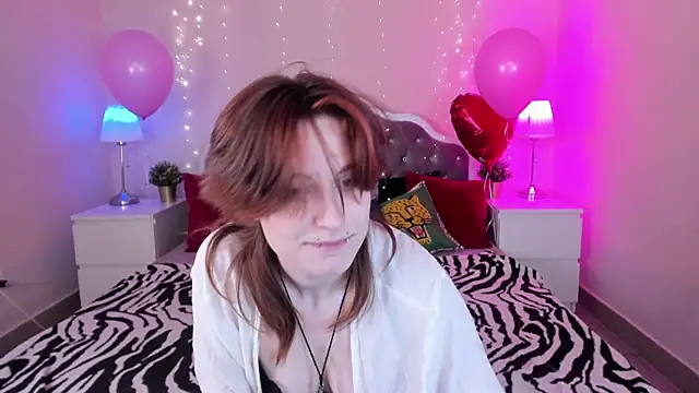 Snapshot of Jiffyyo chatting on March 2025 05:31:02 PM Jiffyyo online show from March 2025 05:31:02 PM