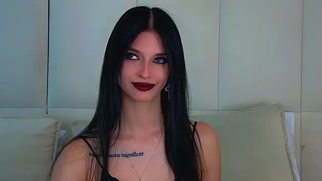 Snapshot of BeverlyMost chatting on July 2026 06:34:02 PM BeverlyMost online show from July 2026 06:34:02 PM