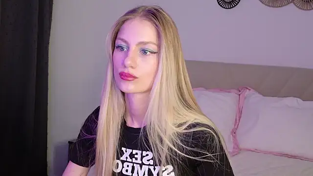 Snapshot of GabriellaOlsen chatting on June 2026 05:24:02 PM GabriellaOlsen online show from June 2026 05:24:02 PM