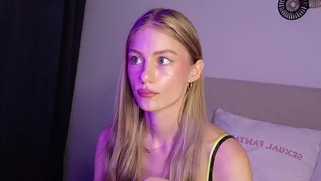 Snapshot of GabriellaOlsen chatting on July 2026 04:21:01 PM GabriellaOlsen online show from July 2026 04:21:01 PM