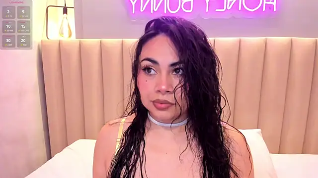 Naomymonroe  online show from January 2026 09:42:01 PM