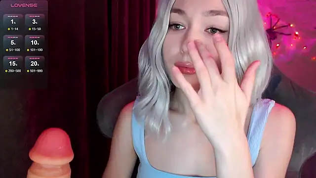 Ohmy Nora  online show from November 2025 09:43:02 PM