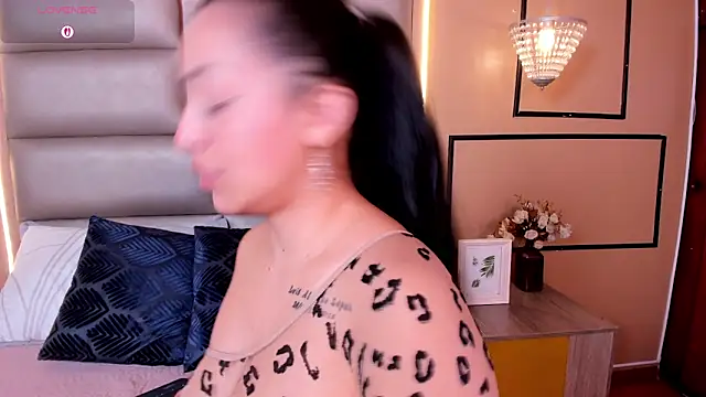 CAYLINCOLLINS online show from March 2026 03:12:01 AM