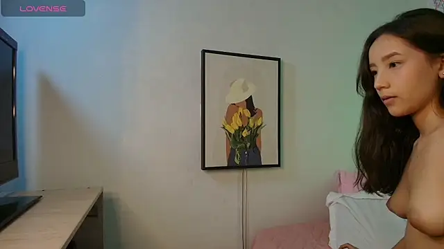 sophi lii online show from January 2025 08:34:02 PM