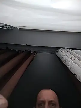 MaxDevilWhite online show from December 2025 09:37:02 AM