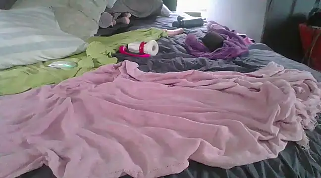 Snapshot of xylegs chatting on March 2025 08:43:01 PM xylegs online show from March 2025 08:43:01 PM