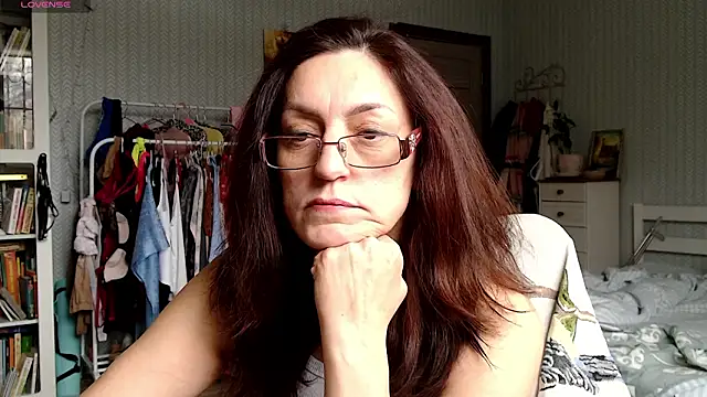 Soffya Soy online show from March 2026 09:02:02 AM