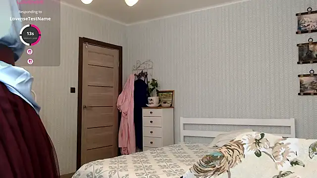 Soffya Soy online show from April 2026 04:12:01 PM