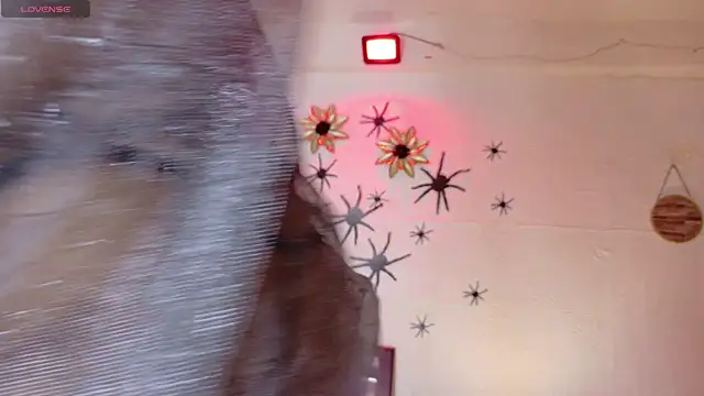 Akemirosse online show from October 2025 05:04:01 PM