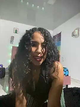 Akemirosse online show from January 2026 11:28:01 PM