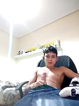 Snapshot of S4nt1luXx chatting on November 2025 09:14:02 PM S4nt1luXx online show from November 2025 09:14:02 PM