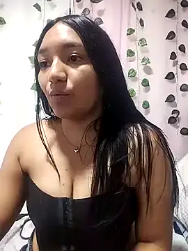 Snapshot of mariammartinez chatting on February 2025 02:57:02 AM mariammartinez online show from February 2025 02:57:02 AM
