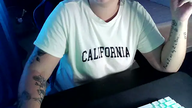 Snapshot of bunnyfox420 chatting on September 2025 03:35:02 PM bunnyfox420 online show from September 2025 03:35:02 PM