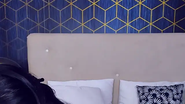 ValeryBlakes online show from October 2025 06:20:01 PM