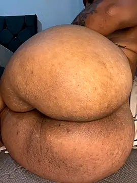 Charlotte bronxxx online show from December 2025 10:57:02 AM