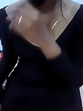 Snapshot of Vedha_Vedhika chatting on March 2025 10:53:01 PM Vedha Vedhika online show from March 2025 10:53:01 PM