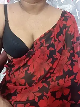 Snapshot of Vedha_Vedhika chatting on October 2025 11:36:01 AM Vedha Vedhika online show from October 2025 11:36:01 AM