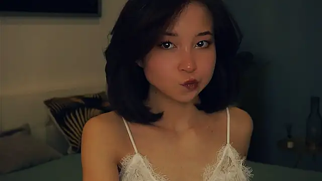 VeronaCritchlow online show from February 2025 08:44:02 AM