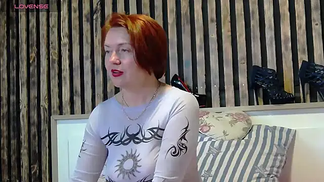 Snapshot of Alis_Lovi chatting on October 2025 11:05:02 PM Alis Lovi online show from October 2025 11:05:02 PM