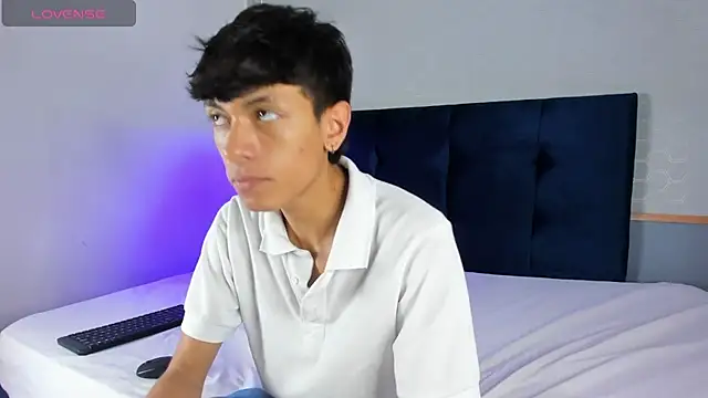 Snapshot of Im_Kael chatting on January 2025 03:22:02 PM Im Kael online show from January 2025 03:22:02 PM