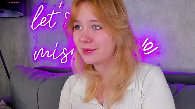 Amy Kimberlly online show from September 2025 12:03:02 AM